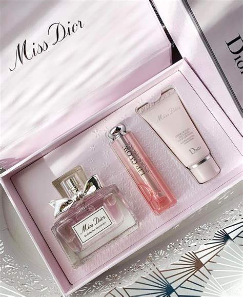 dior blooming bouquet coffret|Dior blooming bouquet fragrantica.